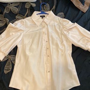 Beautiful blush tone 3/4 puffy sleeves button down w/rhinestone buttons sz S